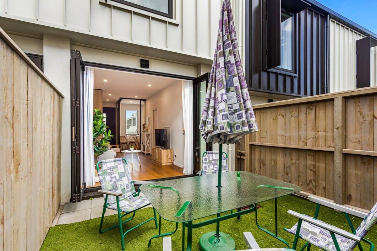 Fresh & Sleek Grey Lynn Unit With Private Patio Διαμέρισμα Όκλαντ Εξωτερικό φωτογραφία